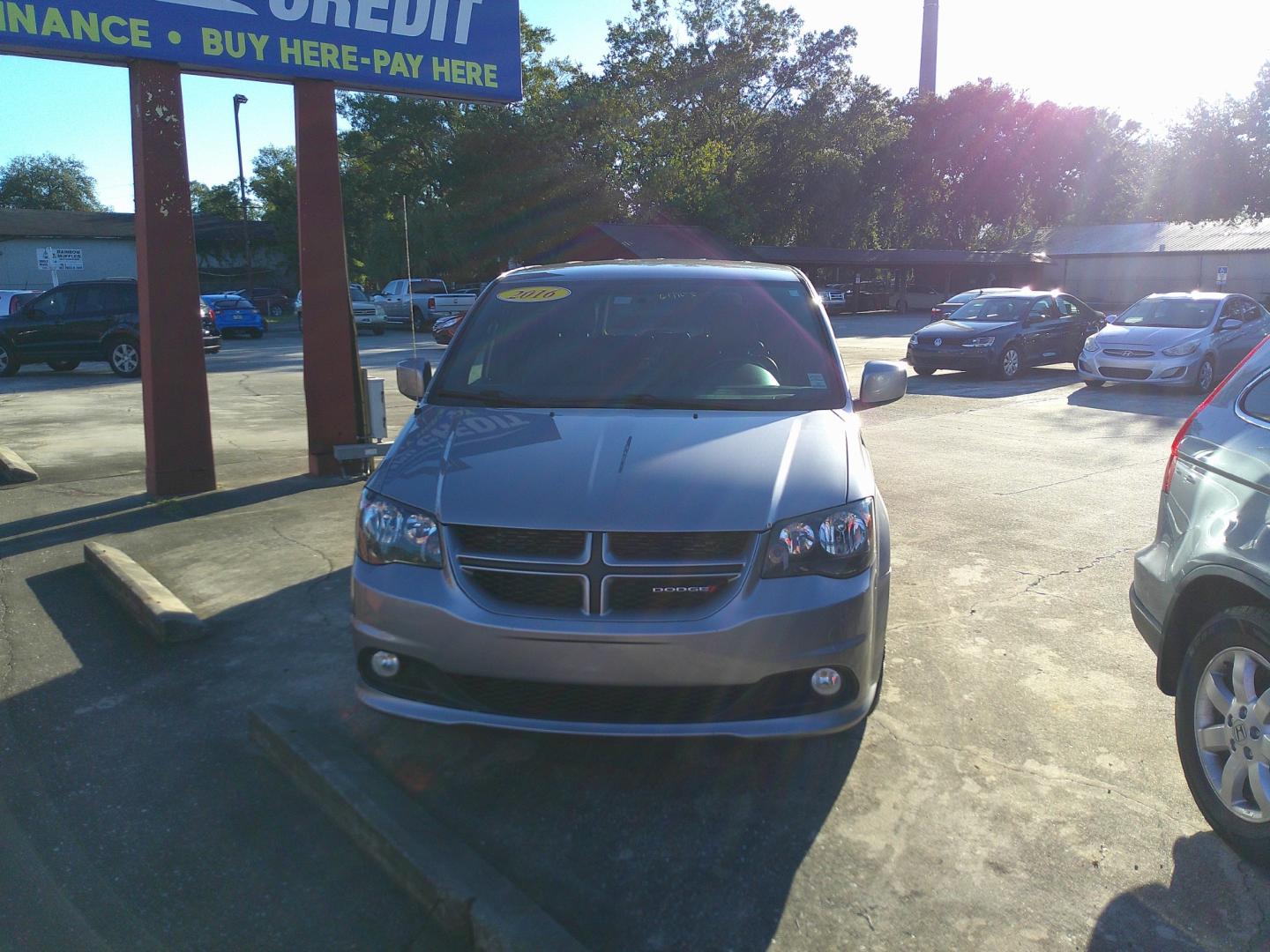 2016 SILER DODGE GRAND CARAVAN R/T (2C4RDGEG1GR) , located at 1200 Cassat Avenue, Jacksonville, FL, 32205, (904) 695-1885, 30.302404, -81.731033 - Photo#0